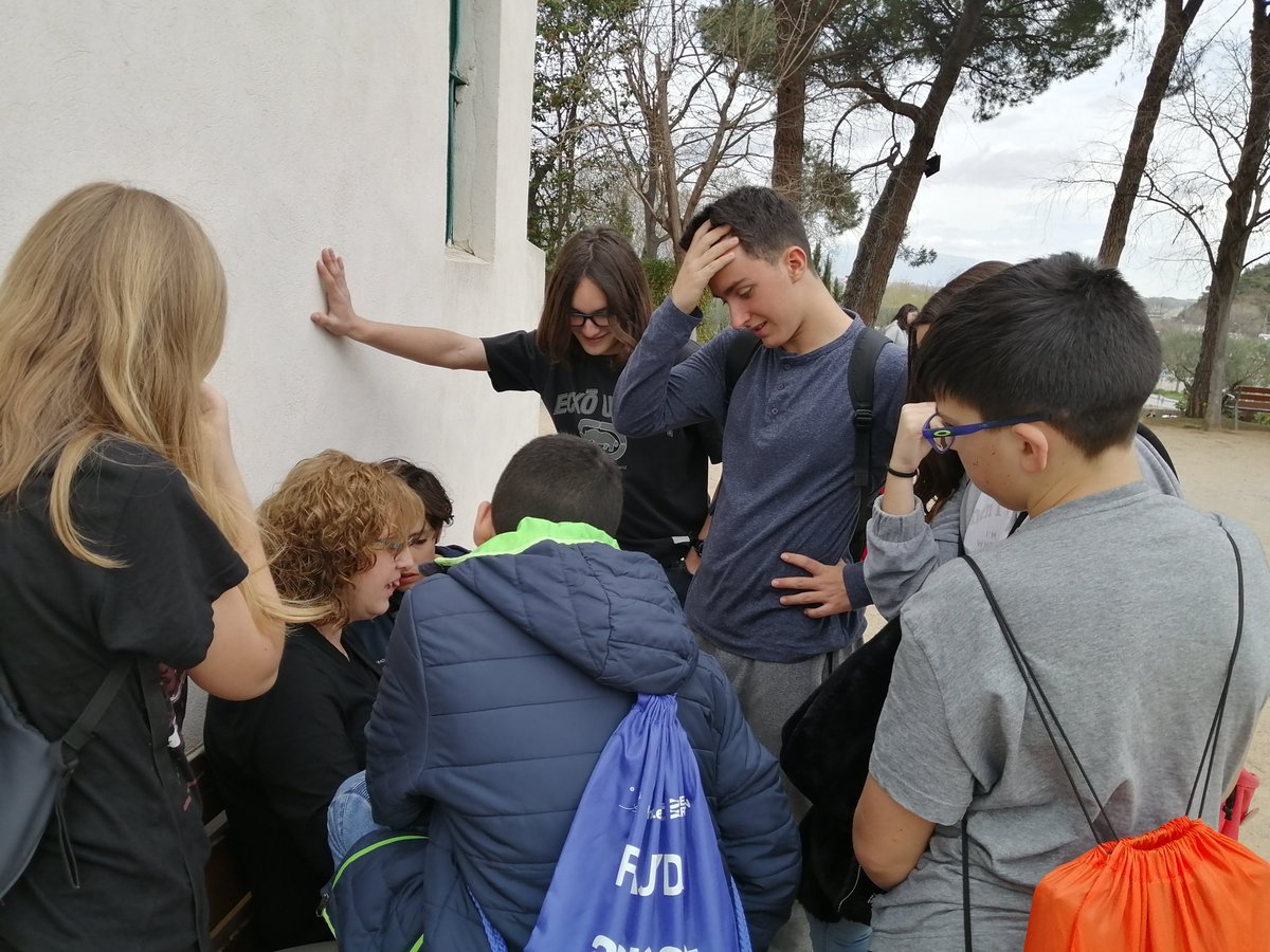 INScalgravat's tweet photo. Una representació d'ESO han participat a la fase final de la #CopaCangur2020 a #Montmeló. Han arribat a la Fase Final, una autèntica experiència viscuda per alguns dels talents matemàtics del centre. L'enhorabona a tots/es! #soccatmat @PedreraFundacio https://t.co/TrK7bbSy9f https://t.co/IwlEM7OHeL