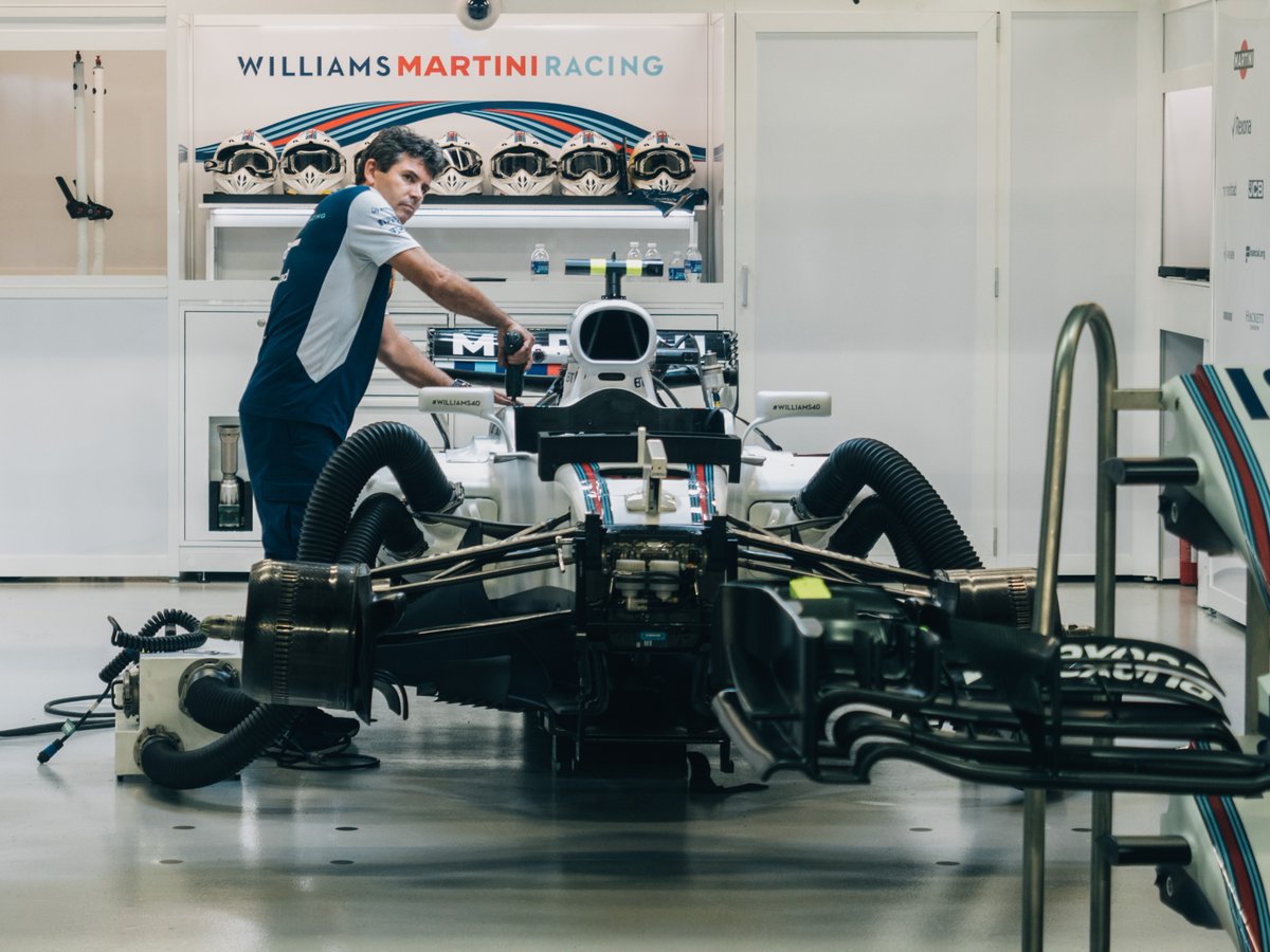 reparizyfrance's tweet photo. La rigueur dans la réparation de vos véhicules
https://t.co/BOzdaKHL6S
#mecanique #garage #volkswagen #paris #auto #reparation #carrosserie #reparizy #mecanicien #automobiliste #panne #piece #oscaro #norauto #piecesauto #pannes #moteur https://t.co/0hQzUGIBWU
