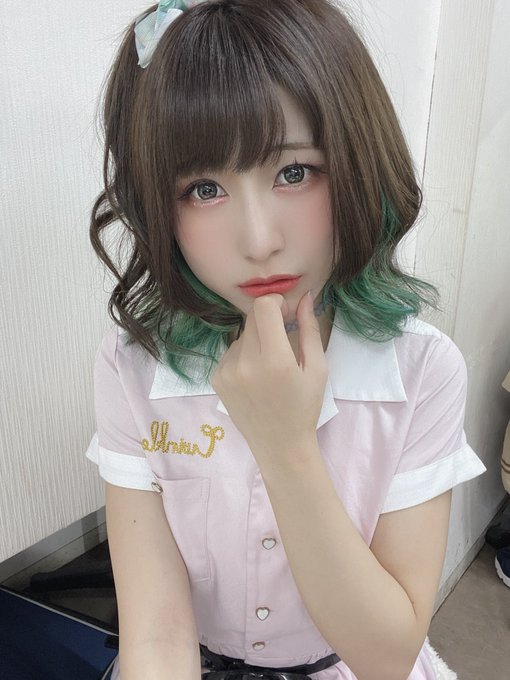 Twitterのコスプレ画像3