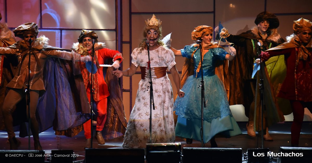 daecpu_oficial's tweet photo. 🏆 PRIMER PREMIO CATEGORÍA PARODISTAS 2020 🎊

Con 1680 puntos Los Muchachos se llevó el primer premio de la categoría Parodistas del #Carnaval2020

¡Felicitaciones a todo el conjunto! 🎭 https://t.co/vBEEamDjs0