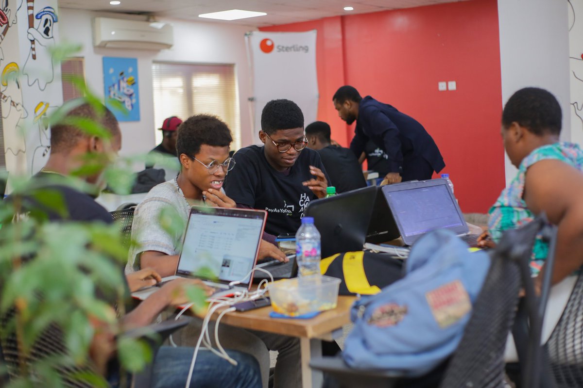 Sterling_Bankng's tweet photo. 'It's not just faith in technology, it's faith in people.'-Steve Jobs
The contestants had faith in their ability to deliver the right solutions, they battled for the grand prize as the various teams pitched their solutions on how to build secure payment applications.
#FinTech https://t.co/IFDOujW2il