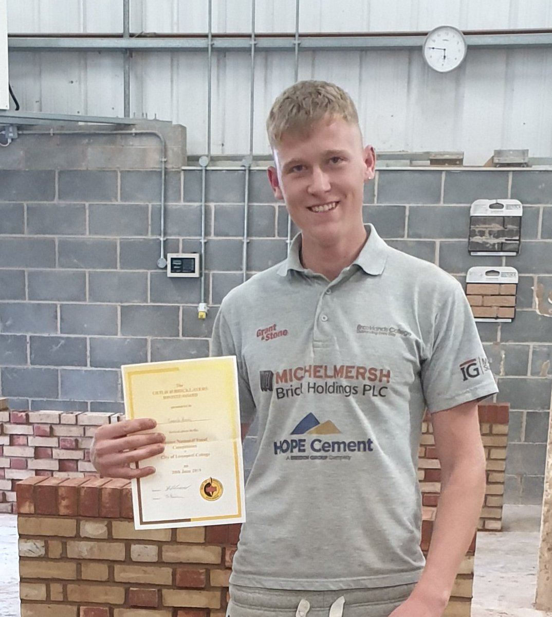 trowel63's tweet photo. Great news this week!
Josh H & George F, Lee (Marley brickwork apprentices) and George B (Patton Projects) have passed their NVQ3 qualification. ππ§±π§±π§± great achievement! @FEBrooklands @BritainBrickMBH #Apprenticeship #skills #brooklandsbrick https://t.co/0JlbONVFPu