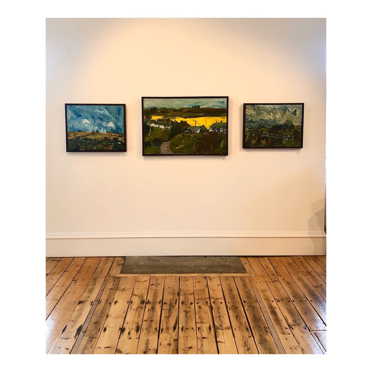 Tathagallery's tweet photo. Paintings by Stuart Buchanan looking fantastic on the gallery wall
Close-ups: Catterline Mid-May; Stubble Fields, Catterline; and South Row, Early December
(All oil on board)
Close Interaction continues until 21/03/02
#contemporaryart #scottishart #stuartbuchanan https://t.co/PYoYf1yNQa