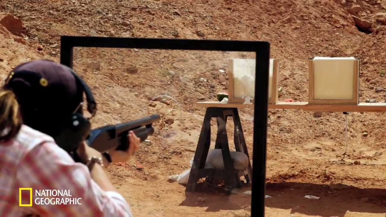 ナショナル ジオグラフィック Tv しれっとすごいことを言う見た人もやる カスタードクリームで銃弾を止めることができる T Co Dpgpaigcm5 Twitter