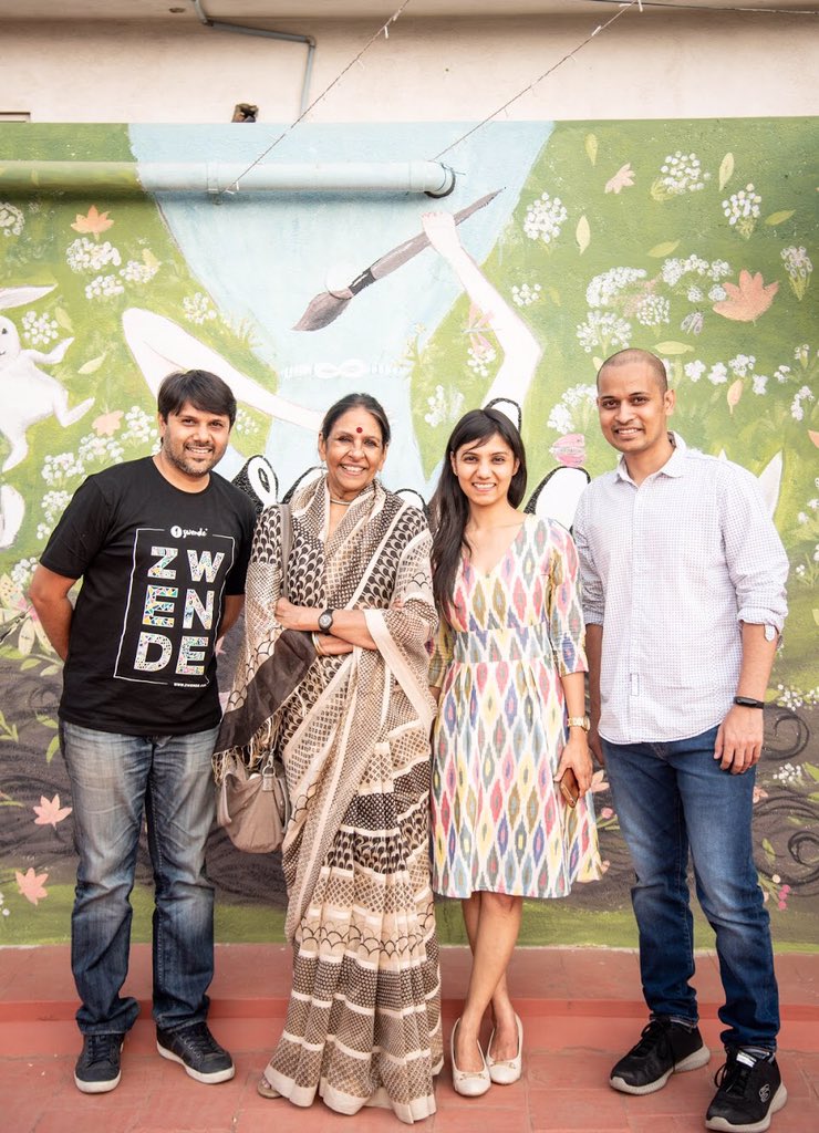 innunevatia's tweet photo. Stoked and humbled to have the iconic @Jayajaitly ji at The @ZwendeDesign Space! Among endless conversations on the craft sector, was so encouraging to hear from her that technology can truly disrupt this industry, that our model brings out the huge diversity that artisans have https://t.co/62v6QeRSYZ