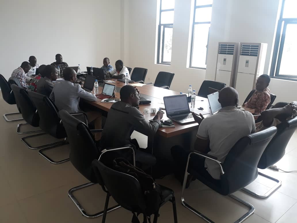 bio_togo's tweet photo. Atelier de travail sur la stratégie nationale de développement des filières biologiques.Atelier organisé par le Ministère de l'Agriculture, de la Production Animale et Halieutique @MAPAH ces 04 et 05 mars 2020 avec la participation des acteurs @ANABIO @GIZ ProCIV @OM4D et @ReNAAT https://t.co/EFvM1xAEtE