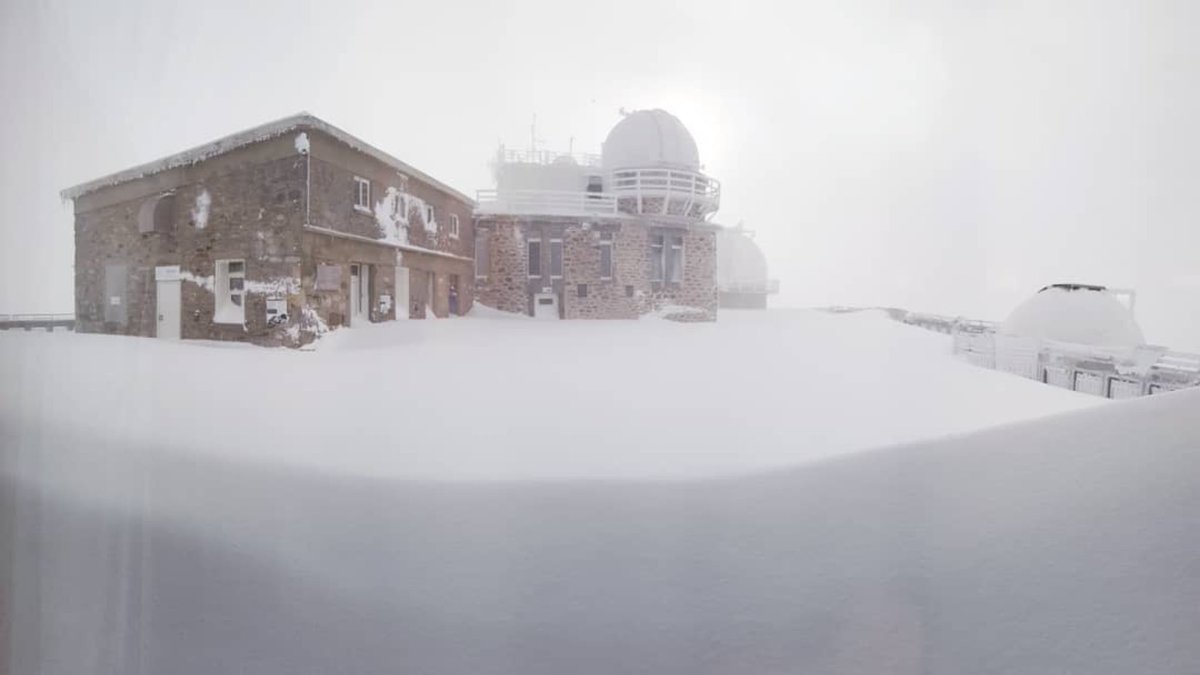 PIC DU MIDI 2800
Gros cumul là encore, on dépasse à priori les 60/70cm sur certains secteurs 📷 @passion_montagne_astrophoto #picdumidi #pyrenees