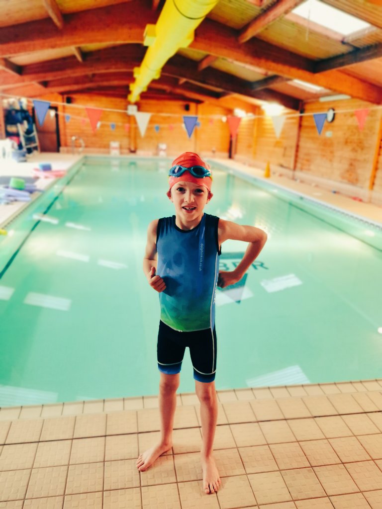 freddie_conlan's tweet photo. AD: Up bright and early @imbercourt pool for my first 1-2-1 swimming session with coach Sarah. I am practicing in my new @dolphinkickuk tri-suit. The pool is super warm this morning it's like swimming in a big bath !
#GotItFree
#HowWeTri #DolphinKick
#OcrBoyFreddie #Downsend https://t.co/166fsLjV7a