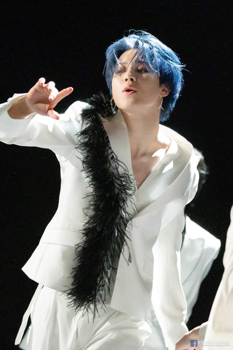 tfgsddfop's tweet photo. 🤍JIMIN 🦢🖤JIMIN 🤍
백조 흑조
지민
#지민 #JIMIN
#JiminGorgeous
#JIMINGODBLESSYOU
@BTS_twt https://t.co/MjZmQwPm3D