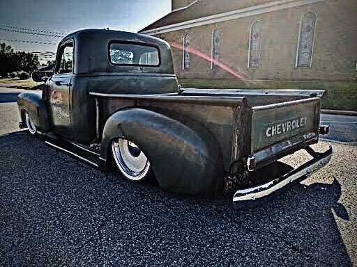 jacksback01's tweet photo. 1950 Chevrolet 3100 Rat Truck https://t.co/tZq9IBNWga