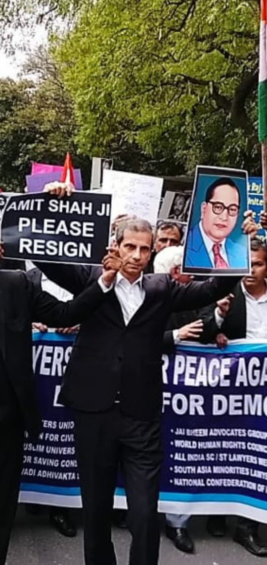 Some more pictures of yesterday’s lawyers march to parliament to save our constitutional Democracy &amp; seek <a href="/AmitShah/">Amit Shah</a> Sahab’s resignation