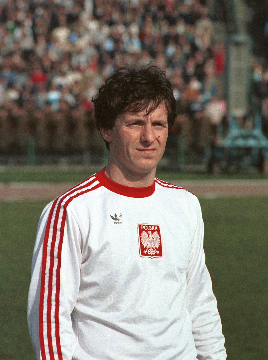 Najpiękniejsze stroje kadry. Ever. 

instagram.com/2angrymen.tv