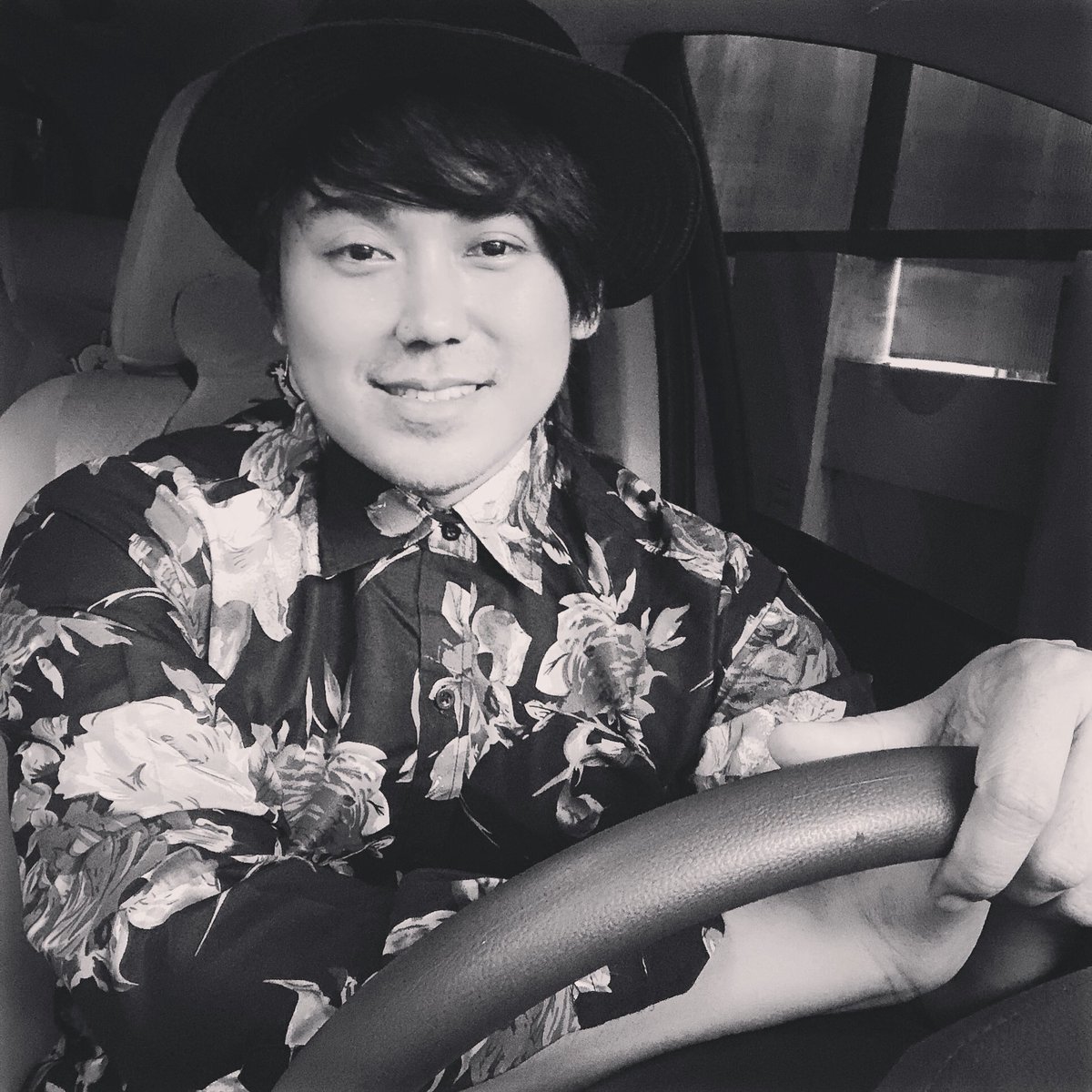 Tak selamanya perjalanan hidup itu muluss kaya jalan tollll tollll,,,  #KuduElingTerooss