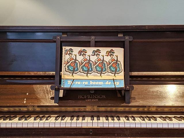 It's another sell-out for <a href="/jsillsmusic/">James Sills</a>  Pub Choir tomorrow night! 🎤

There will be an extra few tickets available on the door for standing room if you'd like to come along.

Singing is good for the soul! 🍻 ift.tt/3cJh0W3