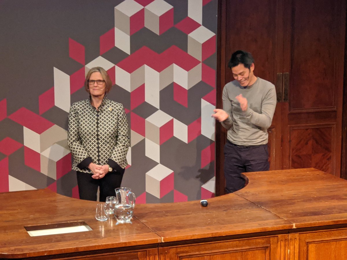 LindseySalis's tweet photo. Brilliant talk by Kathryn Sullivan @Ri_Science hosted by @Kevin_Fong with @davesalis @Spacebooster @astronautevent incredible hearing about the attention to detail to make sure everything works in space. The engineers aka "The Lunch Team" go above and beyond! #HandprintsonHubble https://t.co/HgueWPIBs7