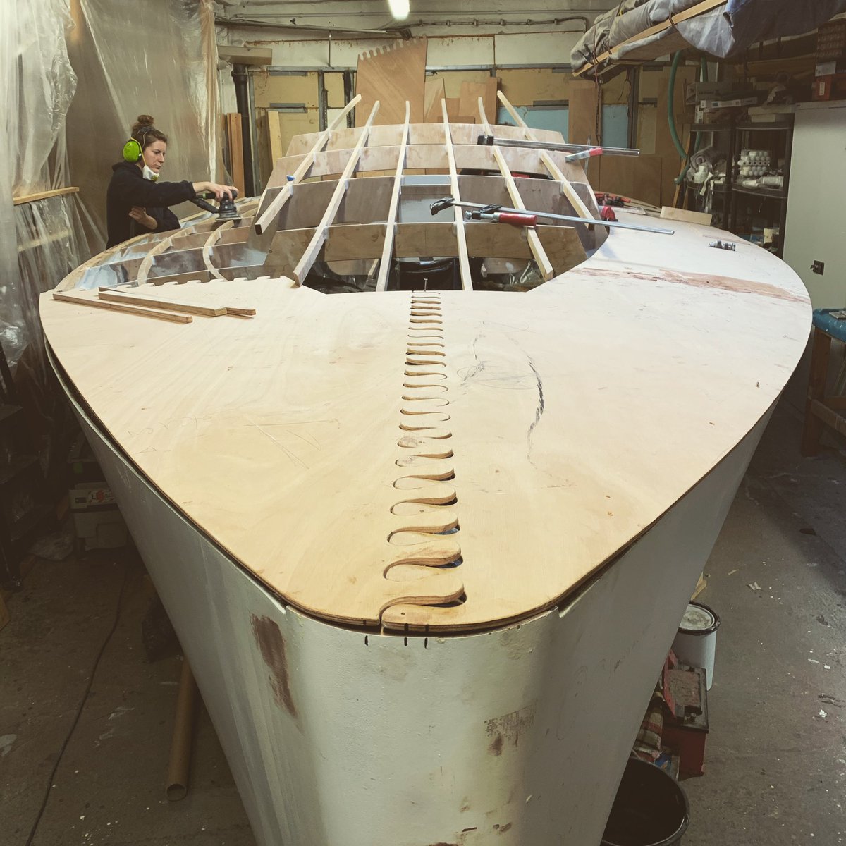 picassolsailing's tweet photo. Putting on the deck #boatbuilding https://t.co/VguAMeVSr8
