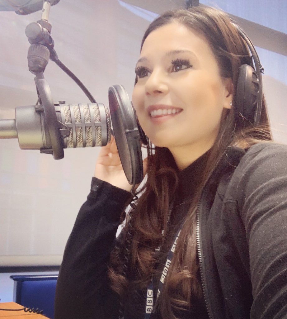 Happy Saturday 😊☀️ #workworkworkworkworkwork #lovemyjob💕 #happy #weekend #weatherpresenter #bbclocalradio #bbcyorkshire