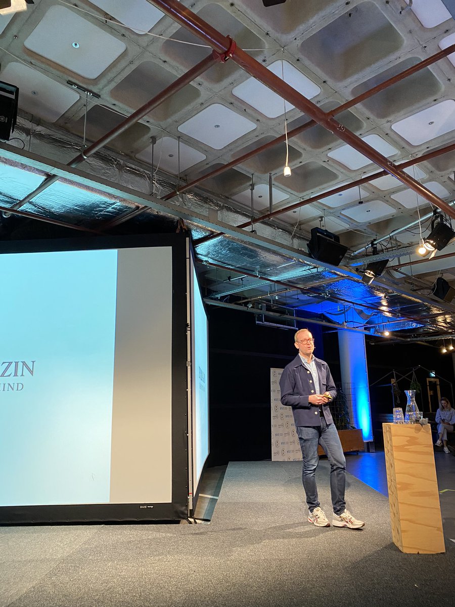thomasdeheide's tweet photo. Nagenieten van een mooie en leerzame Mag Inspiration Day 2020 met presentaties van onder meer @ch_amend van Zeit Magazin en Farrah Storr van @ELLEUK. En leuk: ik mocht een aantal sprekers aankondigen. #maginspirationday https://t.co/Jwvmt0ycrA