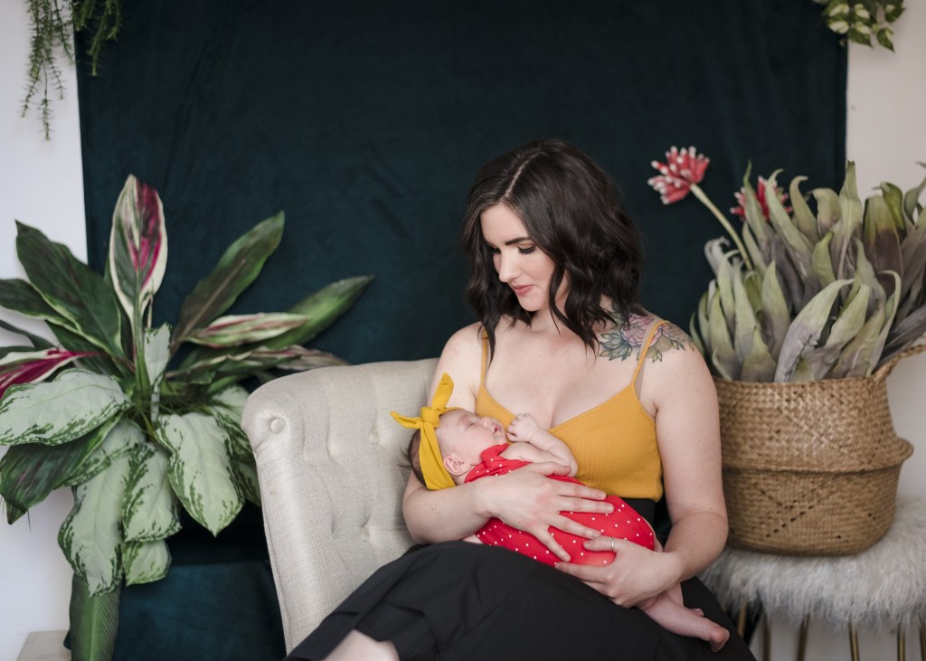 Mother’s Day Portrait Session March 14th 11:00 am barbararahal.com/product/mother…