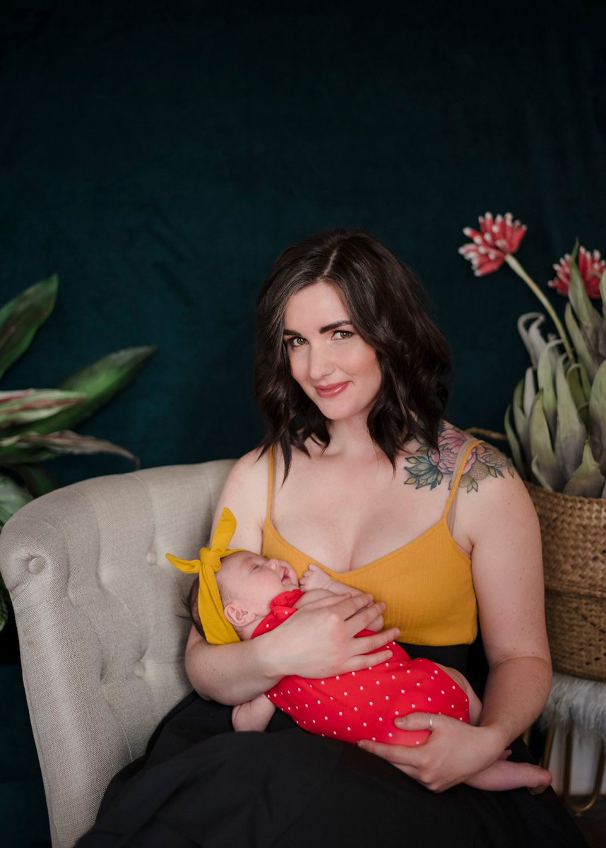 Mother’s Day Portrait Session April 3rd 5:00 pm barbararahal.com/product/mother…