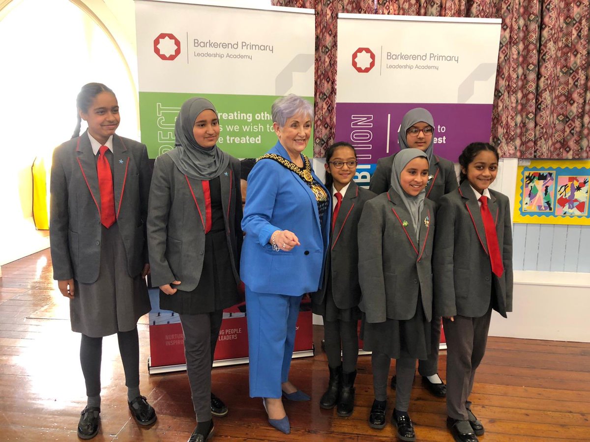 LordMayorBD's tweet photo. The Lord Mayor visiting Barkerend Primary School on International Women’s Day https://t.co/El6jDnKLcF