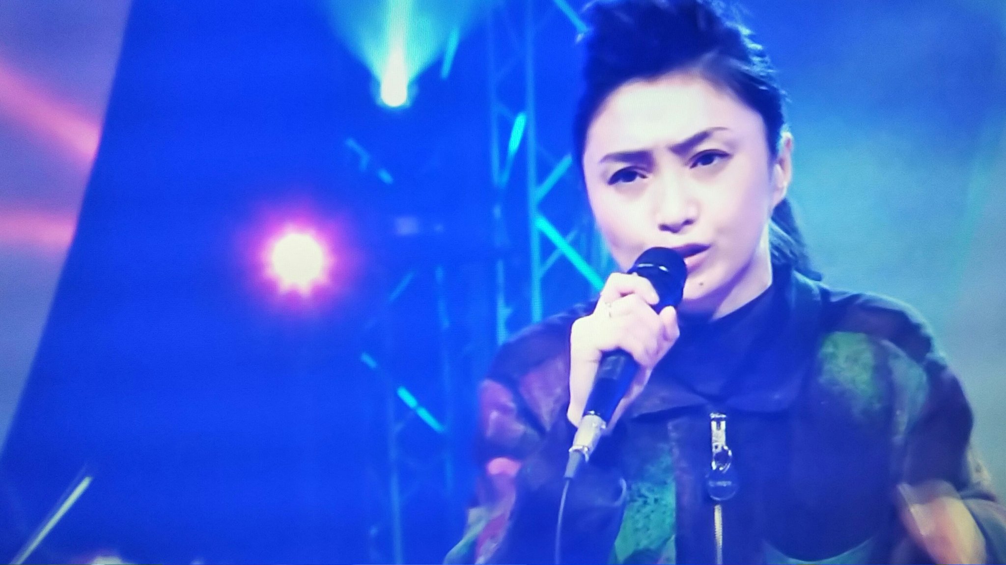 あかね 鬼束ちひろ が 石川さゆりに似てきていい感じだ どっちも歌上手くて美人なんて羨ましいの極み