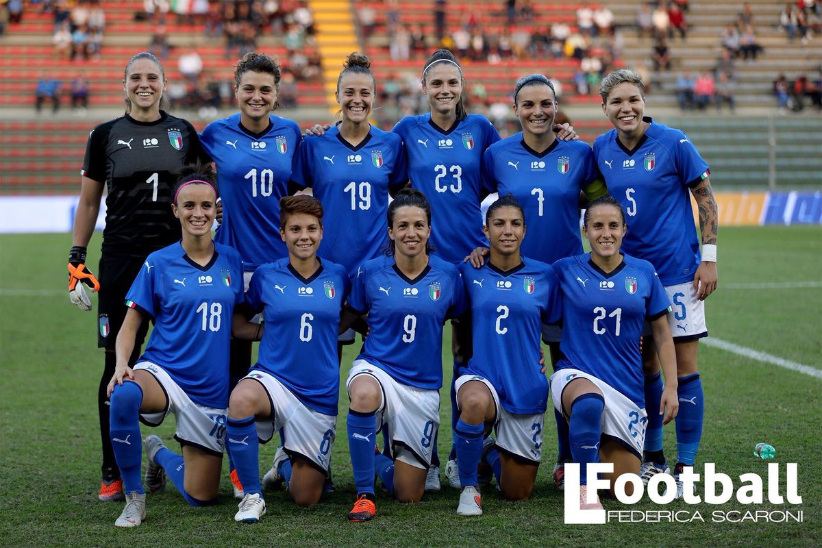 LFootball_'s tweet photo. 🏆 #AlgarveCup 
⬇️I match di oggi ⬇️
 
➖ 🇸🇪-🇩🇰
⌚️15:30
🖥 pag facebook e twitter @DBUfodbold 

➖🇧🇪-🇵🇹
⌚️18:15
📺 @Canal_11Oficial (?)

➡️Semifinali
➖🇩🇪-🇳🇴
⌚️18:30
🖥 Canale youtube @DFB_Frauen 

➖🇳🇿-🇮🇹
⌚️ 22:00
📺@RaiSport https://t.co/gweUmPKSCY