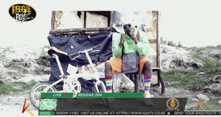 K24Tv's tweet photo. πΆWhen God is in control, it no matter who said what and when....πΆ#Reggae254 supporting local #Reggae #Dancehall artists here on #RiddimVybzK24. @mcfullstop @djsmash254 https://t.co/gwbMF753LW