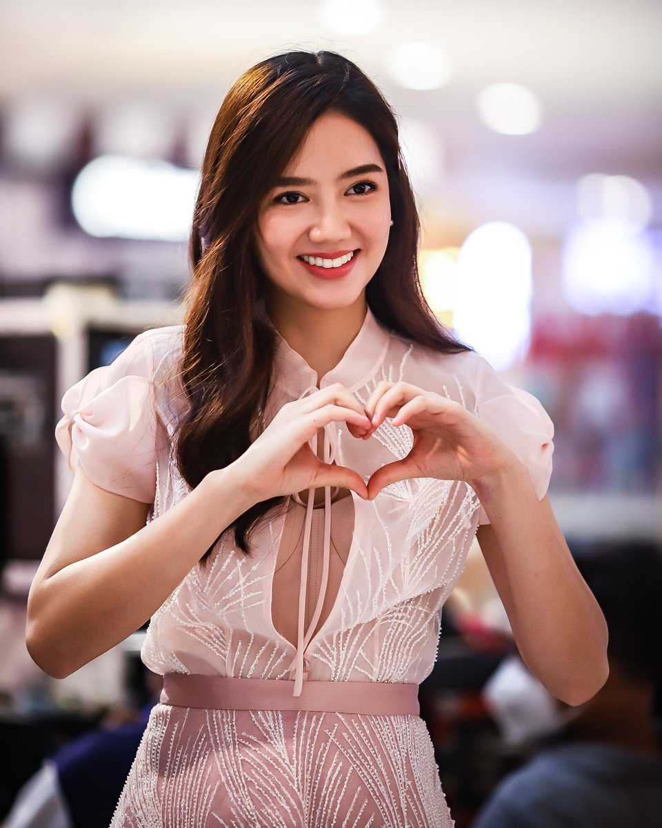 PP_Happyy's tweet photo. รัก รัก รัก 🧚🏻‍♀️
#ริชชี่อรเณศ
#richyoranate
#okorganizer
#thewisdom https://t.co/5rWqpszfji