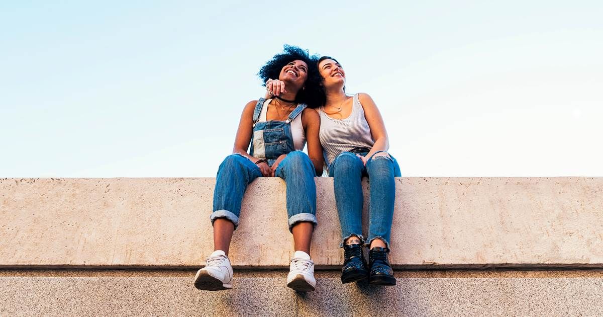 ShelloApp's tweet photo. Friendships don't just appear — you have to be intentional about making them. Here are three concrete ways one woman is making the effort: https://t.co/aUQxOr82P2 https://t.co/RLOZAxRLi8
