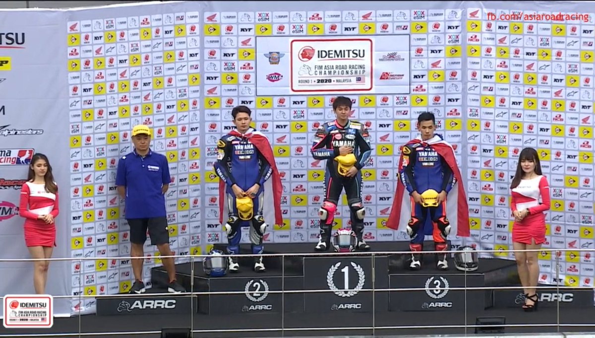 85Pitstop's tweet photo. 🏁ASB1000 #ARRCUpdate

📍Round 1 Sepang Circuit

ผลการแข่งขัน Race 1 

1️⃣ #76 Yuki Ito🇯🇵
2️⃣ #24 Apiwath Wongthananon🇹🇭
3️⃣ #500 Anupab Samoon🇹🇭

ขอแสดงความยินดีกับ Yamaha Thailand Racing Team กับ 2โพเดียมในวันนี้ด้วยค่ะ🎉

ส่วน #100 ติ๊งโน๊ต ฐิติพงศ์ จบในลำดับ 9

#ARRC2020 https://t.co/1WxBNHARcp