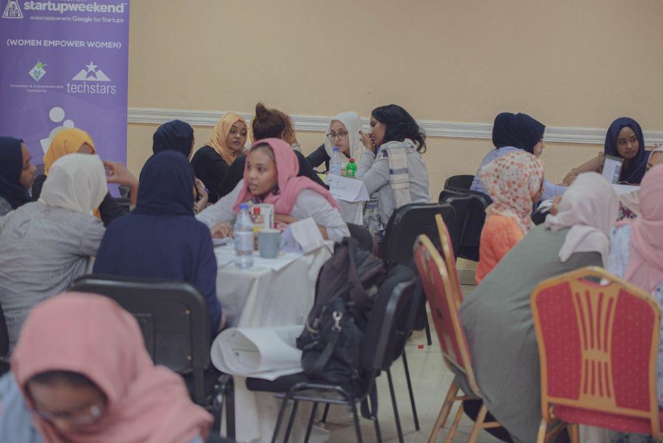 SWKH17's tweet photo. وبدينا اليوم الثالث والختامي🤩
عارفين انو مفتوح للجمهور ؟؟!! 😲😲ااااي مفتوح الساعة 4:30 منتظرنكم😊
#لقطات_من_الايام_السابقة
 #startupweekend #IECSudan  #sudan #startupweekendwomenkhartoum 
#startupweekendkhartoum #SWKH #SWW #womenempowerwomen #March2020  #staytuned
#SWWKH2020 https://t.co/7IRIdKLpnD