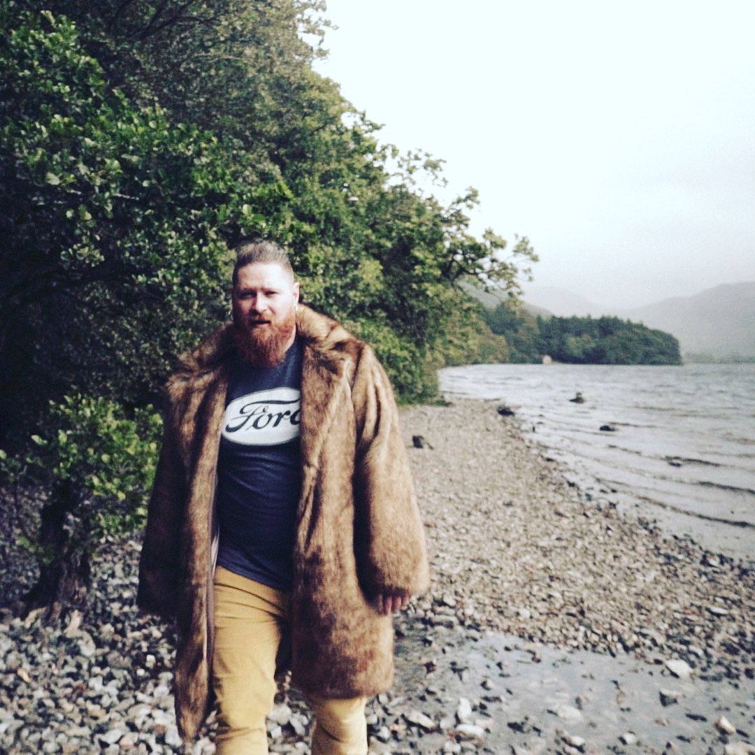 13_Stars1's tweet photo. We want to wish a very happy birthday to our brother, friend, co pilot, right hand man, Viking pimp and band Mammy Mr Big Jax Sedgwick! Love you buddy, hope you have an amazing day. 🙂 x #thirteenstarsV #FinestRamshackleJam #jaxisavikingpimp #notTHATMikeReid #hitmanbates https://t.co/FO4aGctb2c