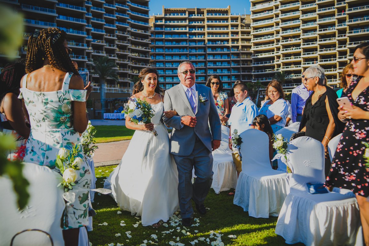 Las_Palomas's tweet photo. Planning for your big day? Stop by the Arizona Bridal & Wedding Expo March 7th & 8th to check out what Las Palomas has to offer to make your beach wedding a reality! AZ State Fairgrounds booth 303 #azbridalexpo #azbride #bride #beachwedding #weddings #WeddingPlanning https://t.co/gtkfL7BhJU