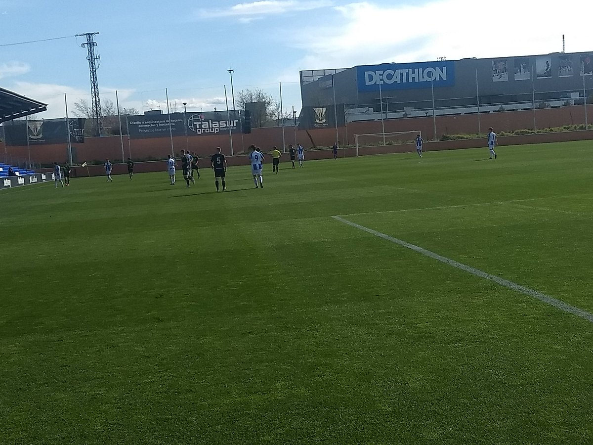 alvaroser's tweet photo. Juvenil División de honor grupo 5 @CanteraPepinera - @RMajadahonda  #scout https://t.co/IU2WC8hPLL