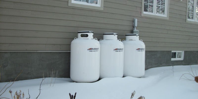 BudgetPropaneCA's tweet photo. As a clean-burning, cost-effective and safe alternative energy source, propane will help you to save money on your monthly utility bills, significantly reduce your carbon footprint and improve your energy efficiency. #NewHome #NewCottage 🌱https://t.co/luyMeYC2r6 https://t.co/ogZQVWB5WT