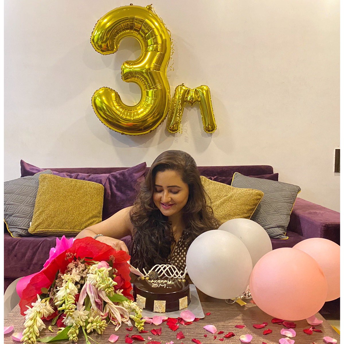 TheRashamiDesai's tweet photo. https://t.co/IZoVJLDB7t