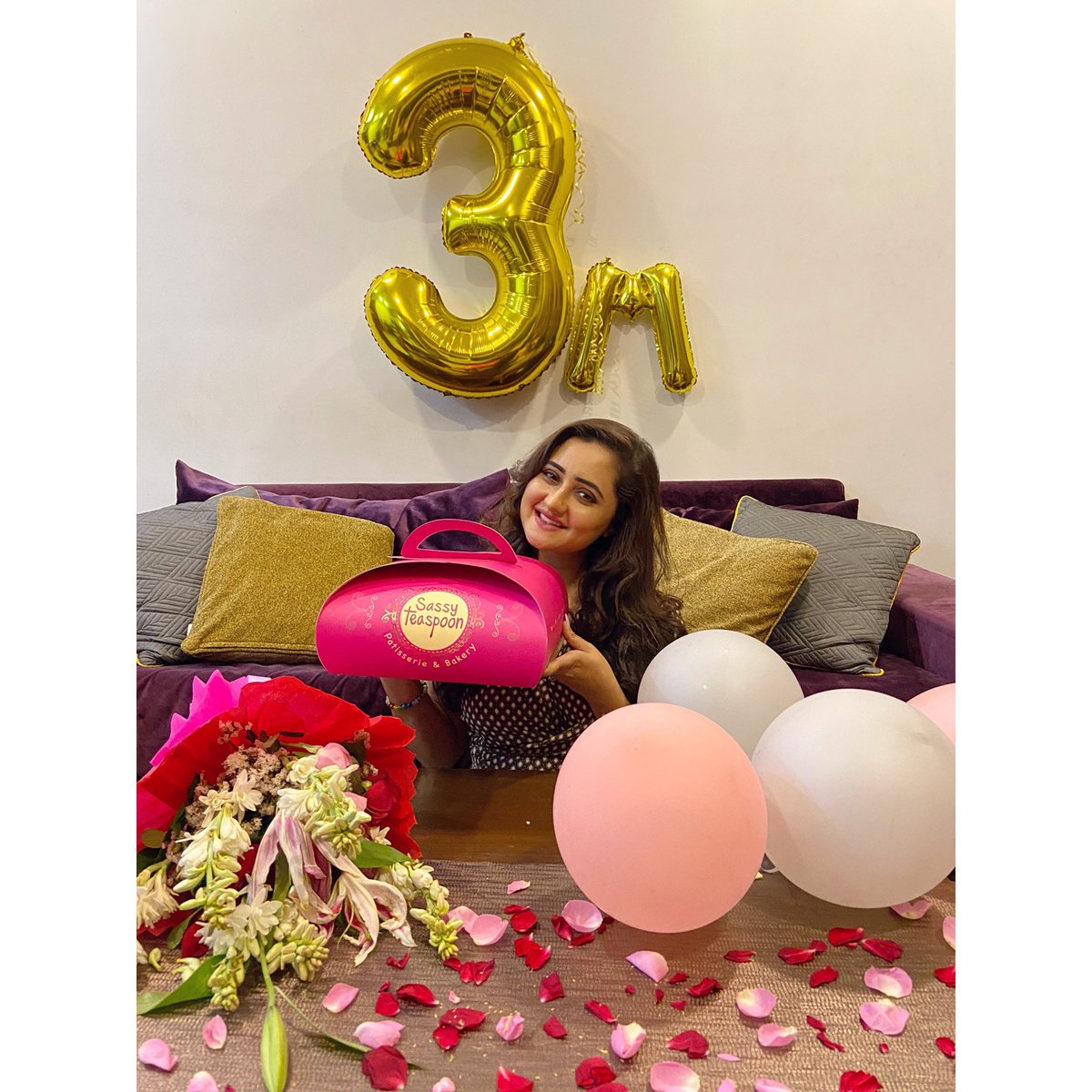 TheRashamiDesai's tweet photo. https://t.co/IZoVJLDB7t