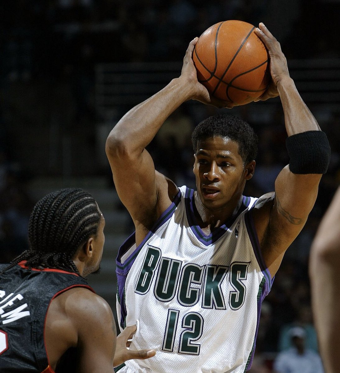 Kendall Gill’s 15th & final  #NBA   season was 2004-05, during which he played 14 games with the Milwaukee Bucks.