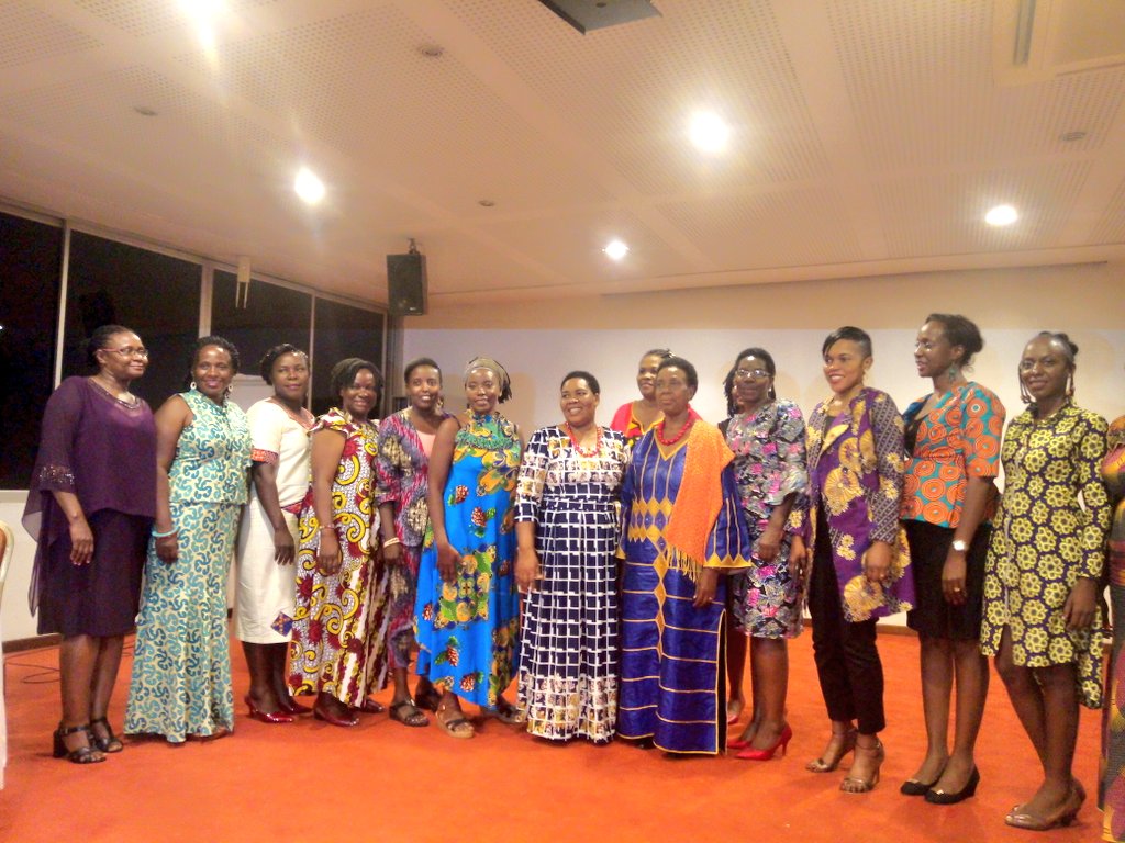 NagudiIrene's tweet photo. Women are great contributors to conservation.
Though majority of them are not appreciated for their efforts in this fight.
Special thanks to @FRAUGANDA & @hivosroea @hivos recognizing efforts of different Women in their capacities in commemoration of #WomensDay2020 #Equal4All https://t.co/AY48rJvoa0