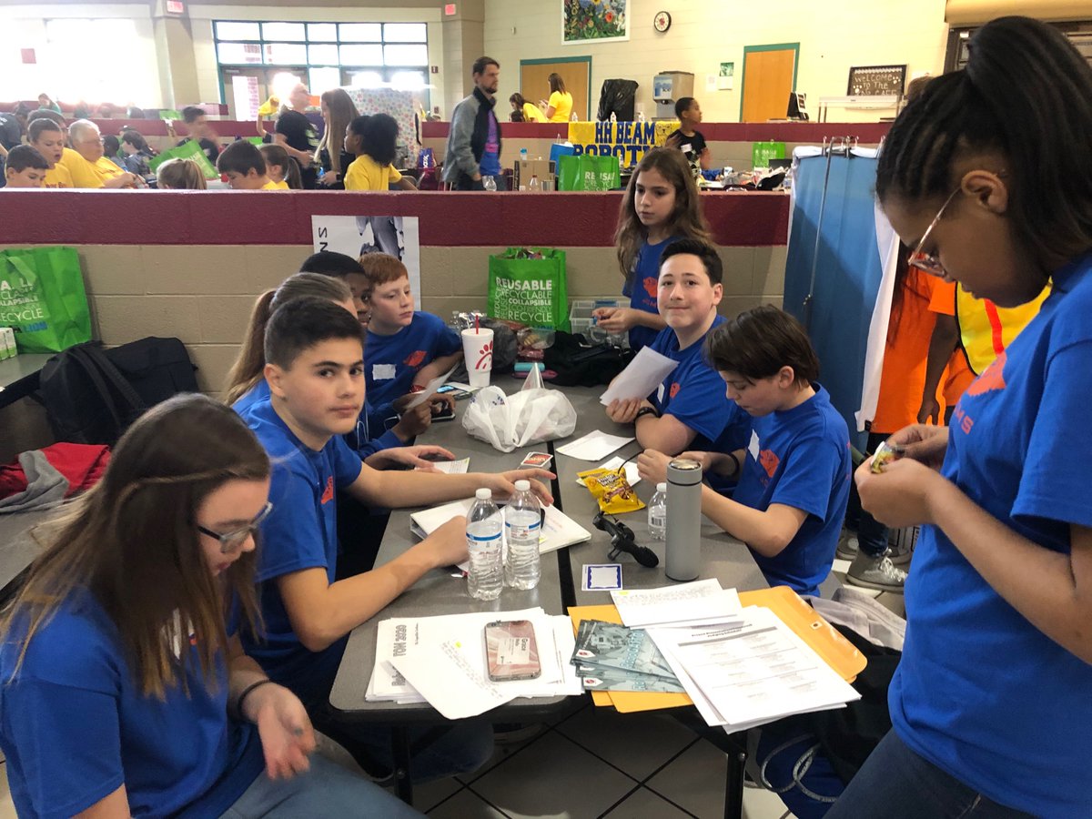 JohnChavisMS's tweet photo. Good luck to our robotics team!! https://t.co/6A6Ikh4VTv