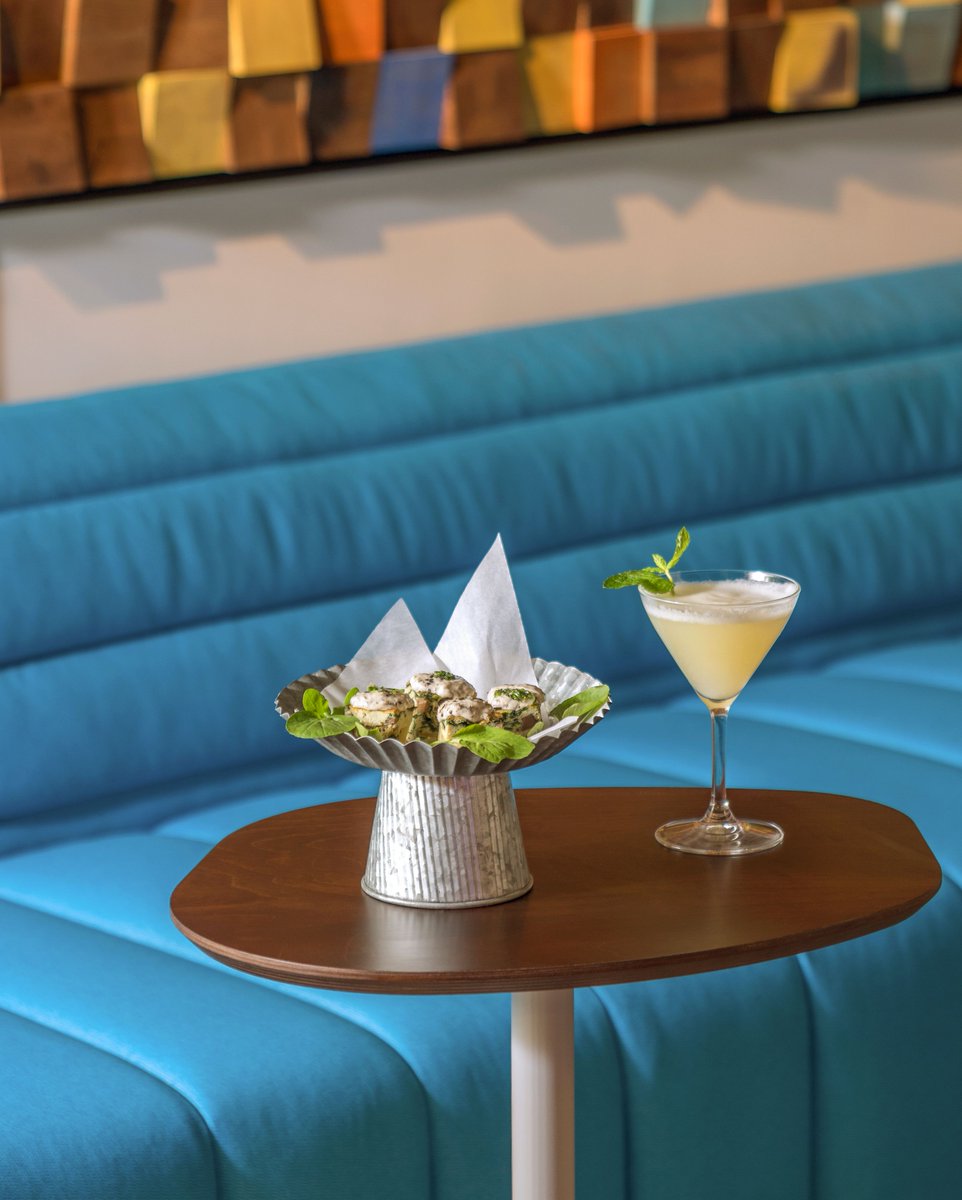 Hotel Zetta tweet media