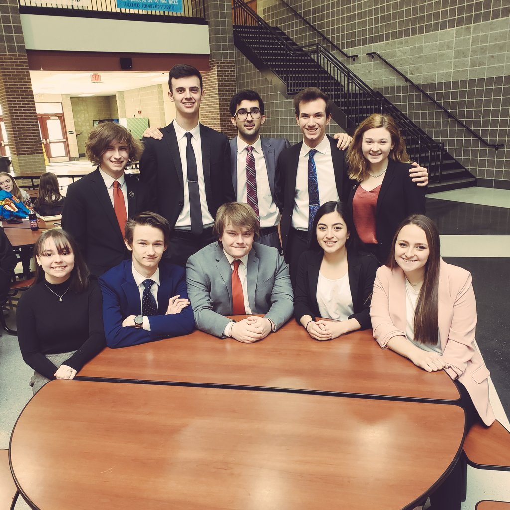 Good luck to all the debate teams today at the MSHSAA District Tournament. Go Falcons!!! <a href="/davidwells426/">David Wells</a> <a href="/jocelyn_lamore/">Jocelyn Lamore</a> @lrauhoff <a href="/BlaiseEbisch/">Blaise Ebisch</a> <a href="/megroseman/">Meg</a> <a href="/halle_jungmann/">Halle Jungmann</a>