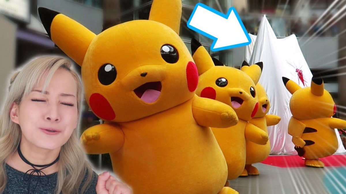ReinaScully's tweet photo. ⚡️NEW VIDEO⚡️
I got invited to the Surfing Pikachu monument reveal ceremony and it was glorious & so wholesome 💛 Watch the full video about my day here:
https://t.co/31kxRihxyC
#pikachu #pokemon #pikachuparade https://t.co/LWvDWZL5FE