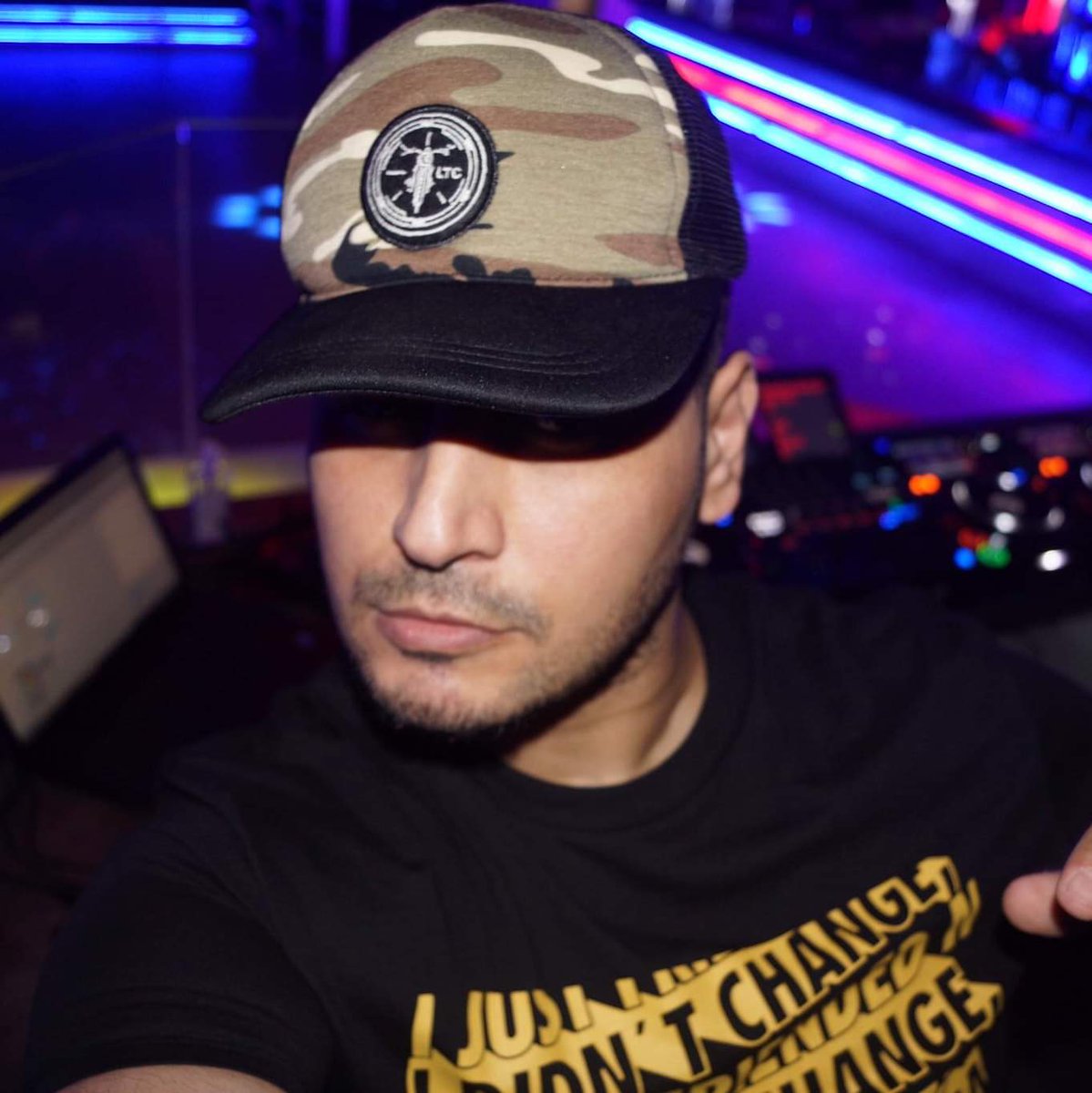 M_StudioProd's tweet image. #NouvellePhotoDeProfil