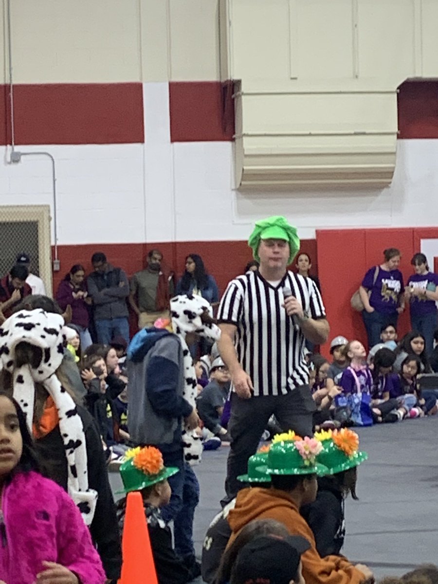 csanchez8254's tweet photo. Game on! Ready for the San Antonio First LEGO League Alamo Area Curiosity Championship. #EagleBots #OMGRobots #Team36868 @FIRSTinTexas @Winston_ES @SouthwickAndrew @samigari7 https://t.co/eKAqjOKU5A
