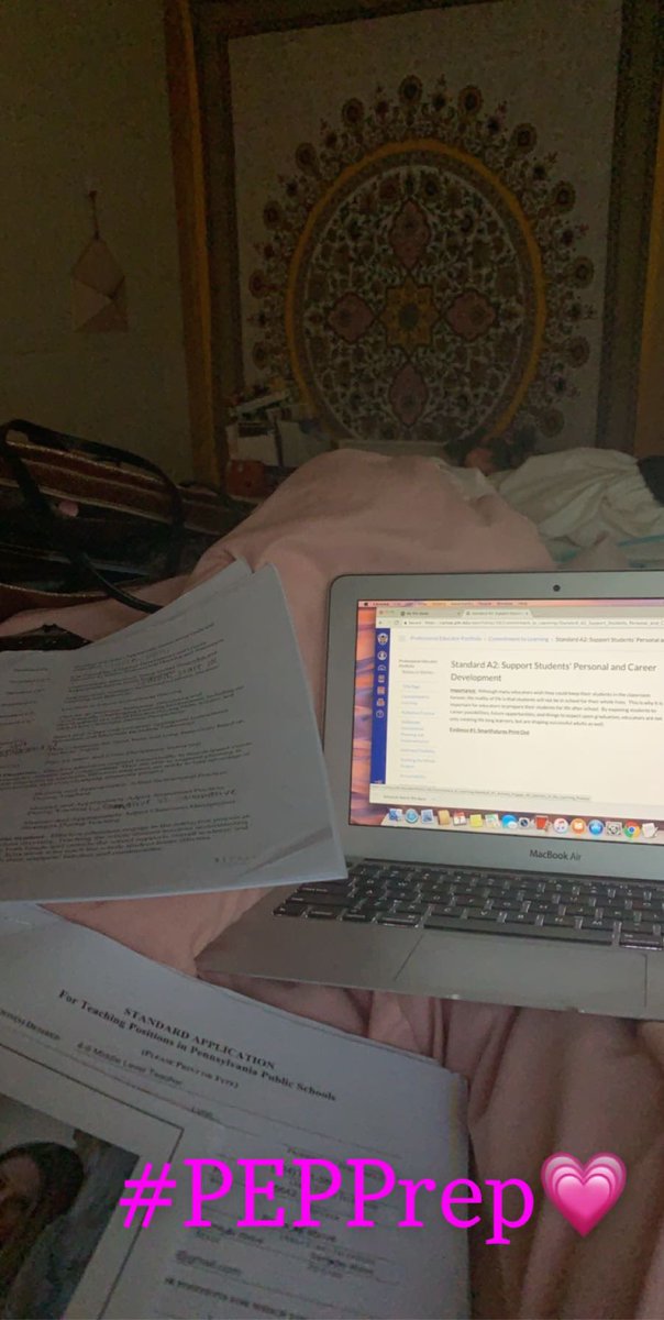 MissStefanyak's tweet photo. Working away on my Professional Educator Portfolio today! Itβs amazing to see how much Iβve done in the classroom in 2 short months. π#PEPPrep #TeacherInTheMaking https://t.co/nW1kAjvdp7