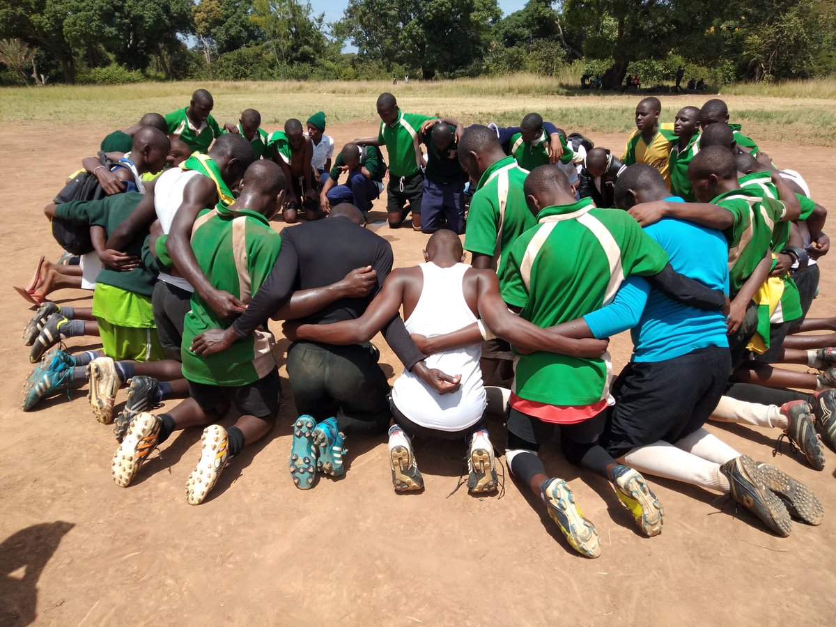 brian_mwangangi's tweet photo. Extra Time tutambe kispoti sasa hadi saa kumi kote ulimwenguni ndani ya redio bomba kimichezo County FM ukiwa nami Rubani Midfielder Brio .

Uko wapi twende sete kupitia 22903.
#ExtraTimenaBrio https://t.co/M5KMSjtVfe