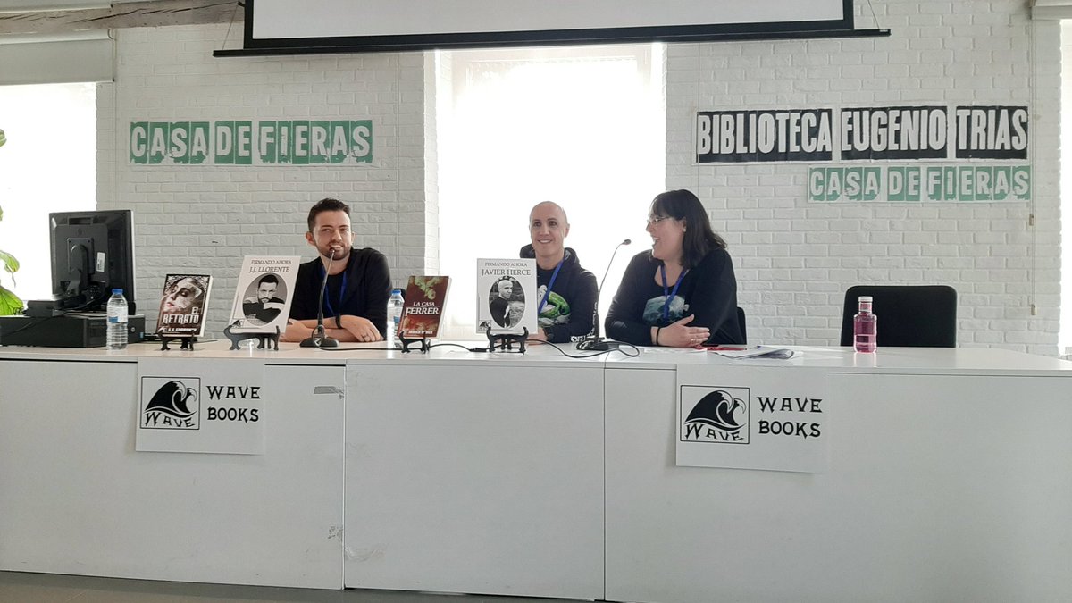 WaveEditorial's tweet photo. Seguimos sin pausa y maravillados, surferos: Mesa con nuestros autores J.J.Llorente y Javier Herce en la #WaveConII
¡Corred que estáis a tiempo y nos quedan muchas sorpresas!
@javierherce @javier_autor https://t.co/5tSAqY3LyF