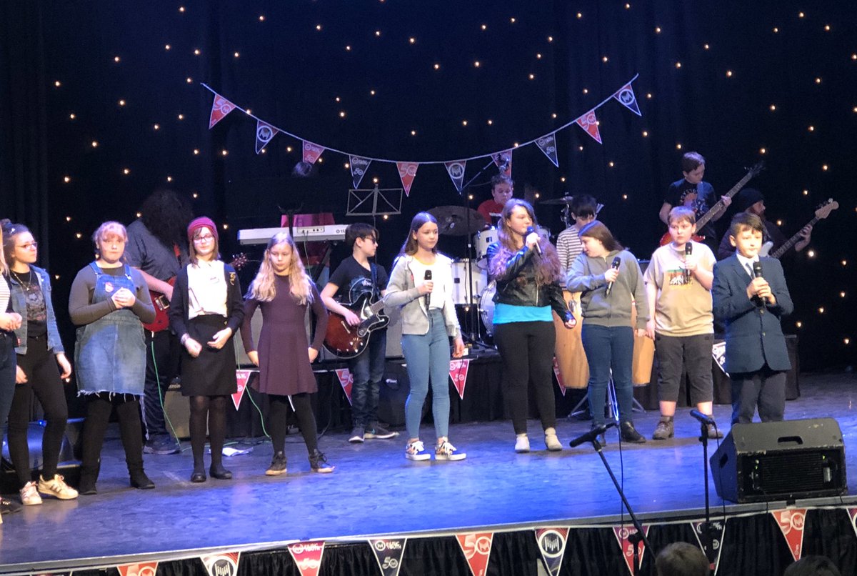 Mel_Standbrook's tweet photo. A big #welldone to the #BanoProject #Signchoir #Choir #RockBand @musicforyouth @LMSlincsmusic @BanoCADT you were awesome. 👏👏👏 https://t.co/Vj5UWcVJks